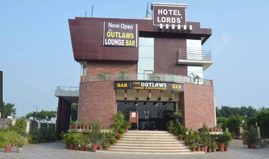Hotel Lords Dehradun