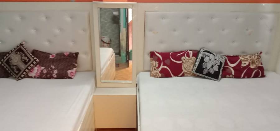 Maa Vaishno Guest House,Shivala,2 star