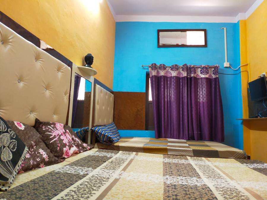 Maa Vaishno Guest House,Shivala,2 star