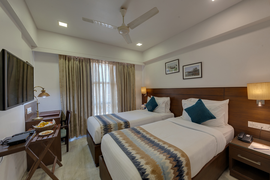 comfort inn emerald dapoli