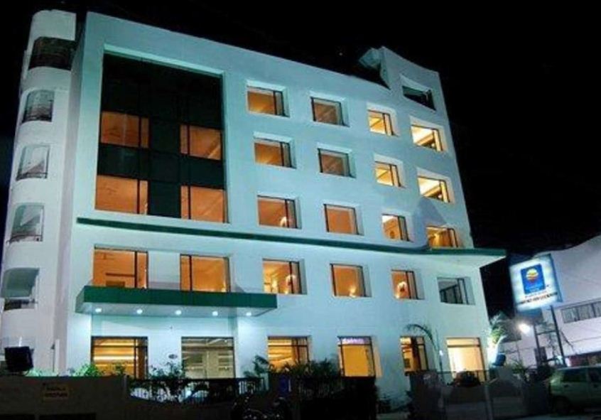 comfort inn lucknow