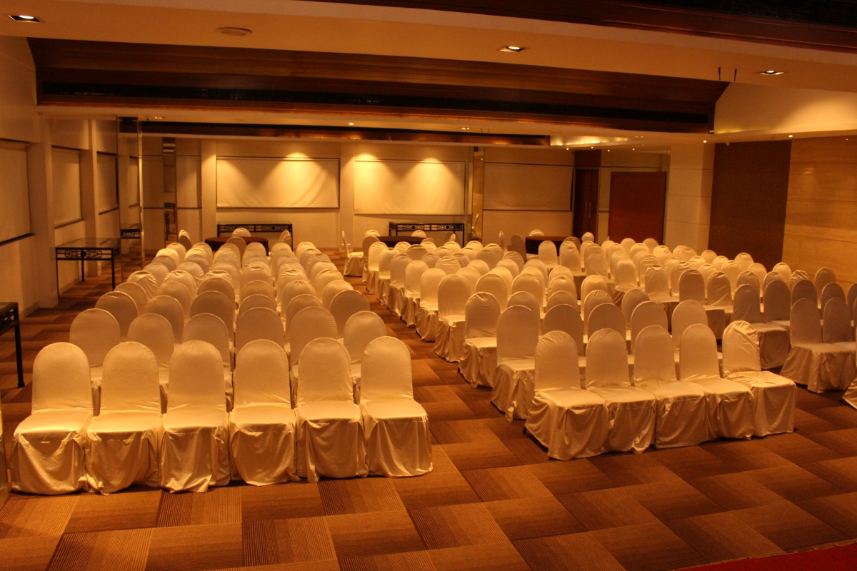 Quality Inn Residency,Near Birla Mandir Temple,3 star