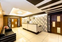 Hotel Premium Flemingo,Zirakpur Panchkula Kalka Highway,3 star