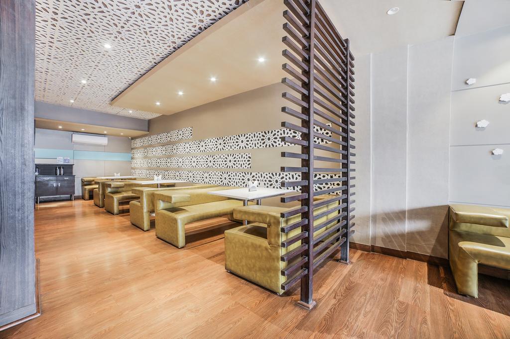 super townhouse amrapali circle formerly hotel aqua