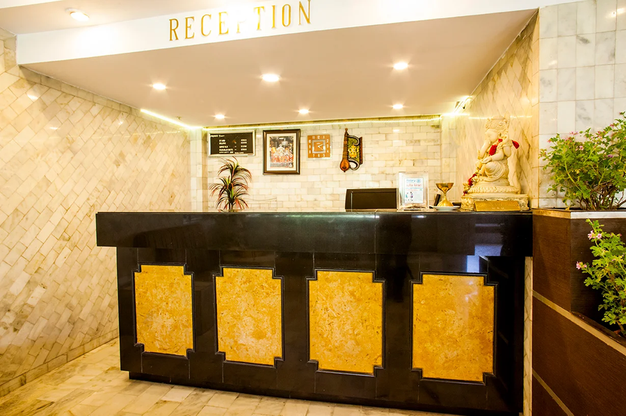 Hotel Shiva Continental,Picture Palace Bus Stand,3 star