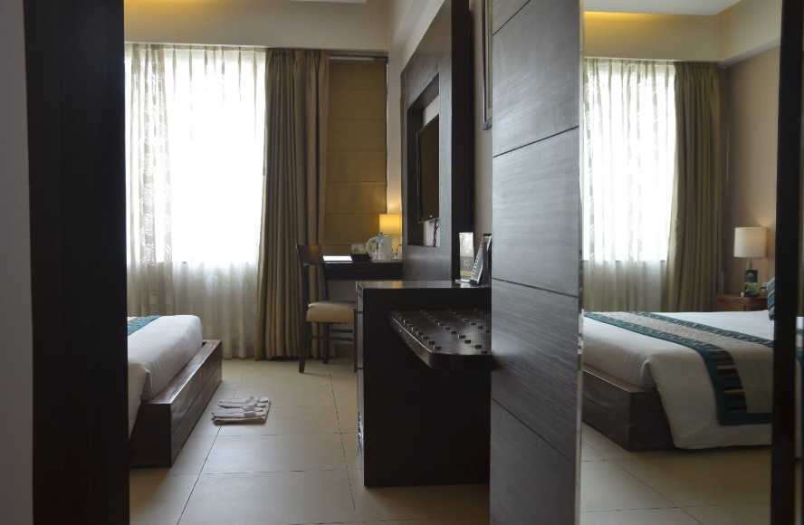 hotel aquamarine