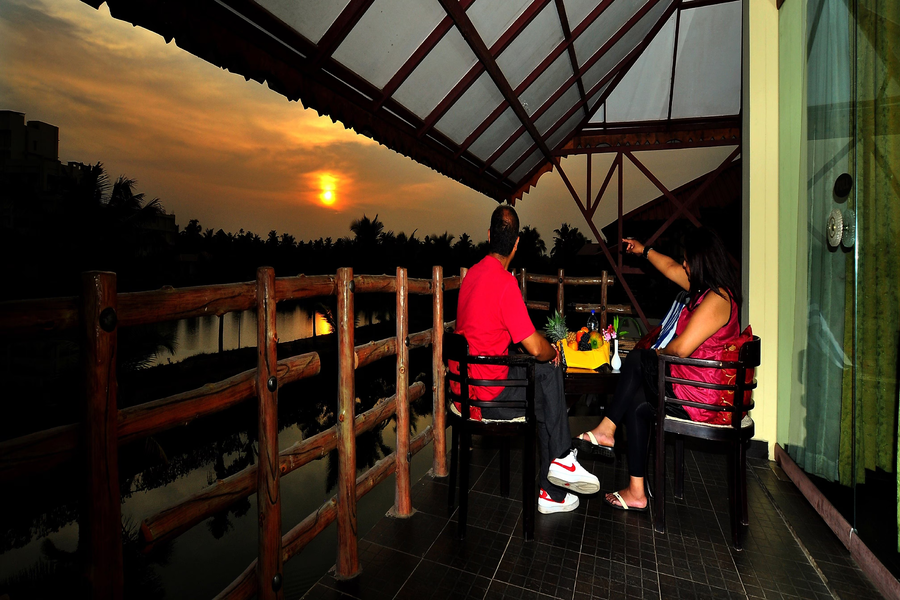 kalathil lake resort