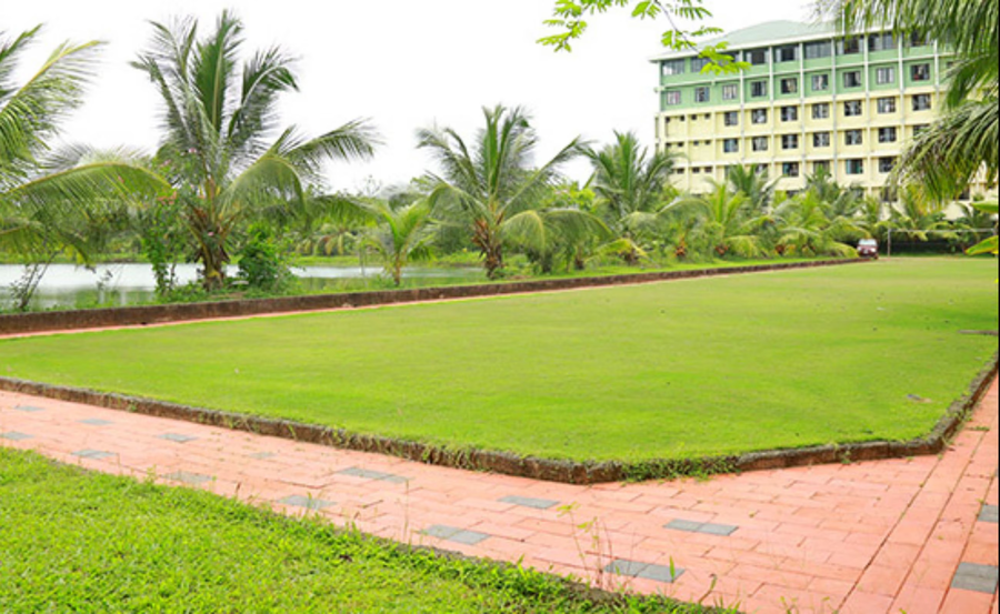 kalathil lake resort
