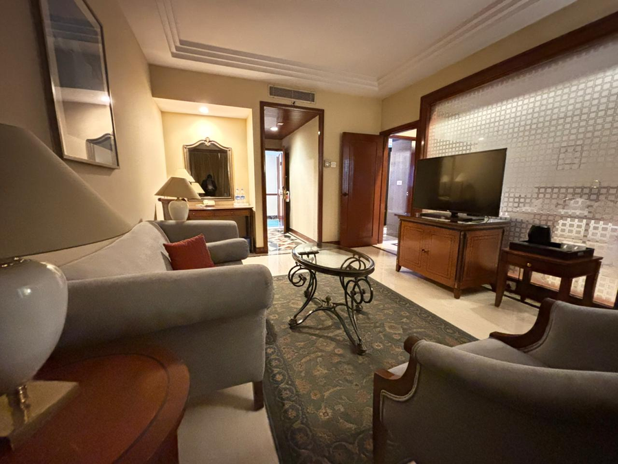 the hans hotel new delhi