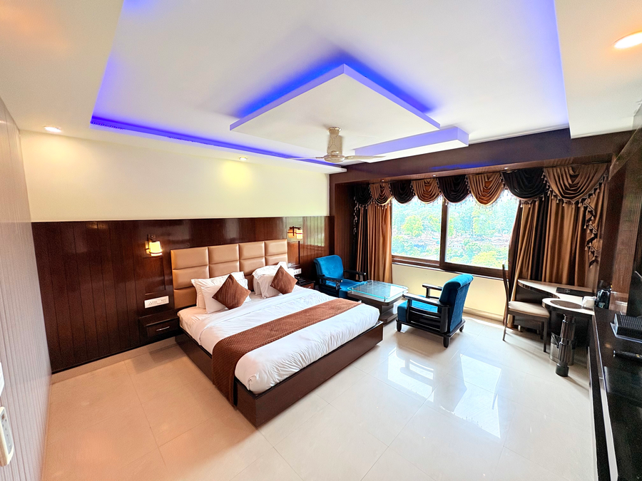 hotel crystal ganga heights