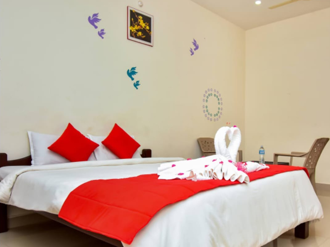 Auro Resort Hotel, Book Bommayapalayam Hotels