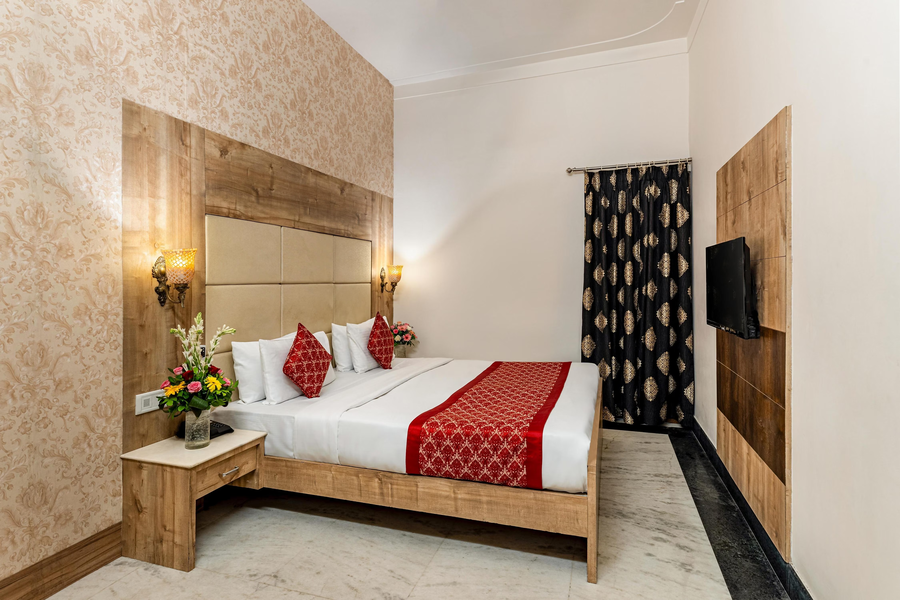 Hotel Castle Inn,Madhuban,3 star