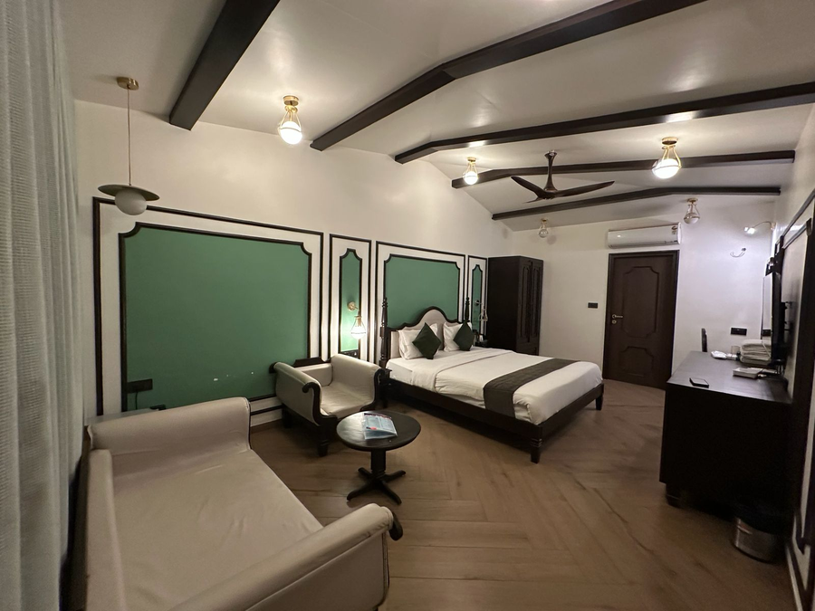 hotel mount regency