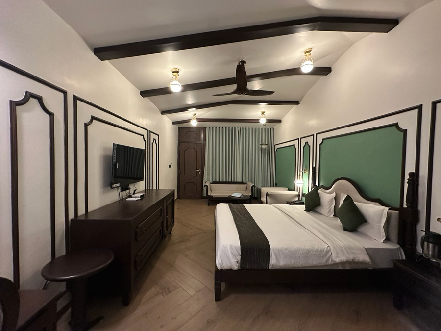 hotel mount regency