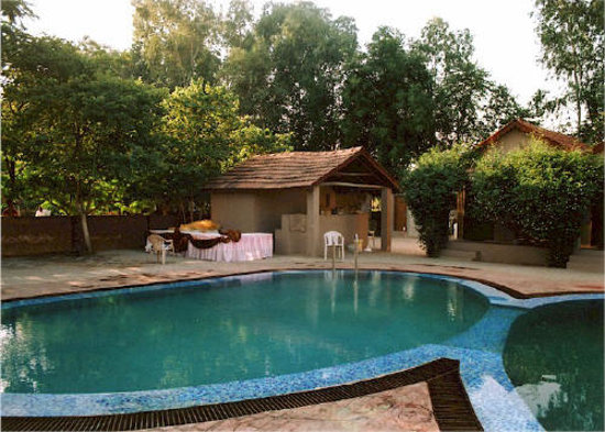 kanchan kesari village resort