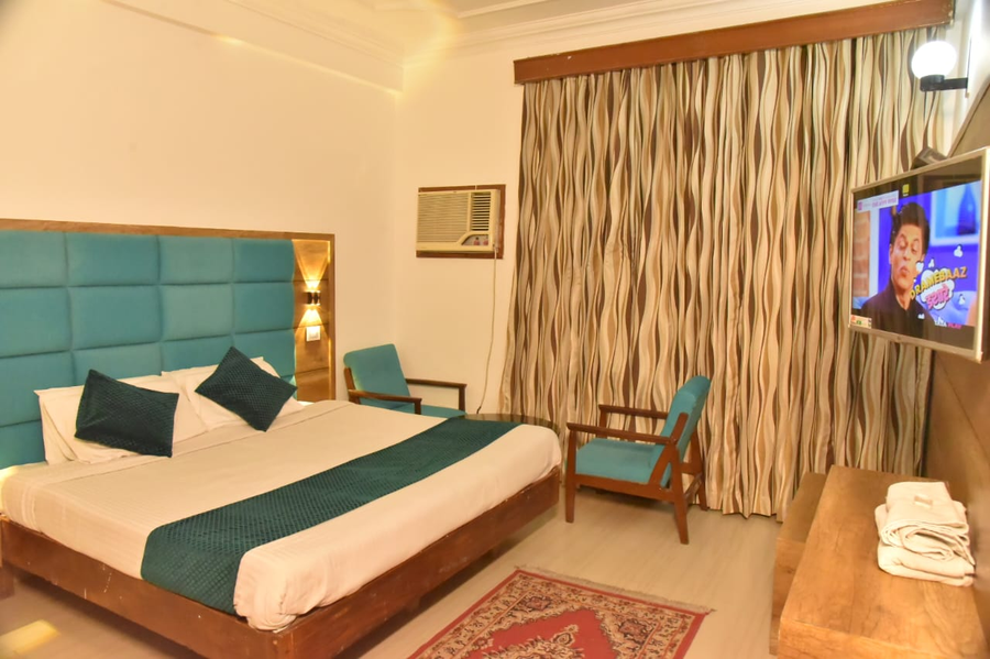 hotel atul regency