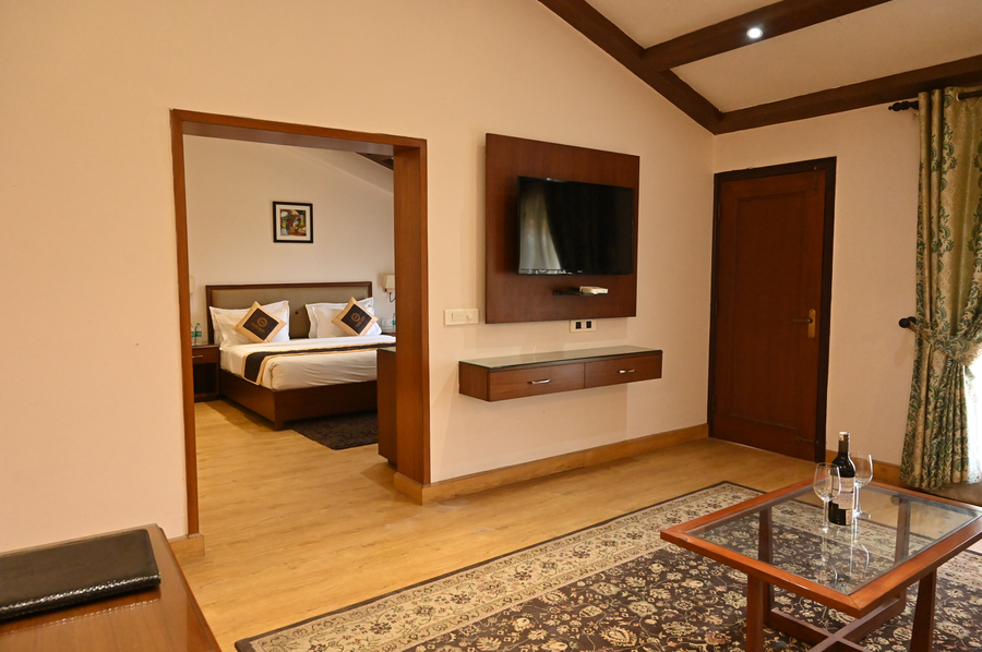 foxoso misty oaks resort near kainchi dham 8 kms