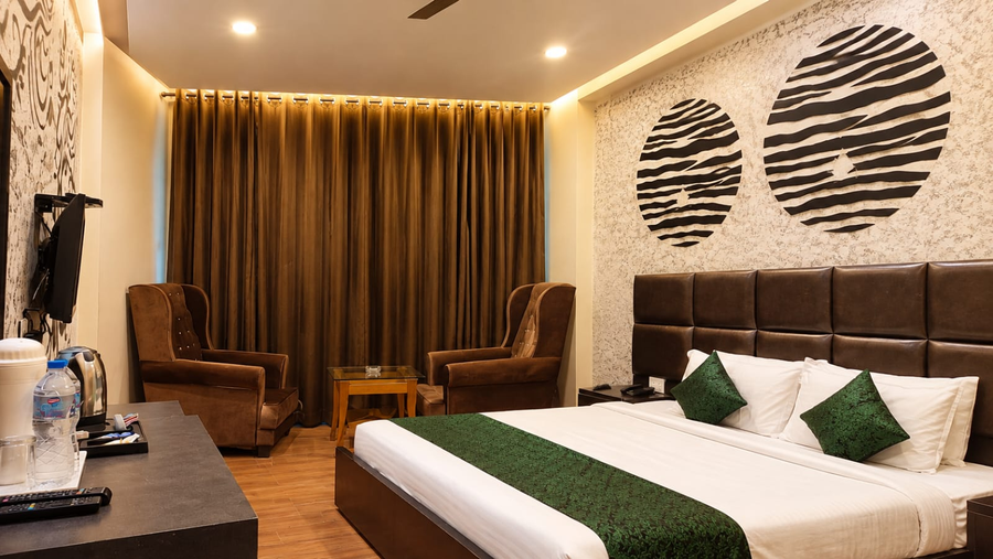 hotel devi grand