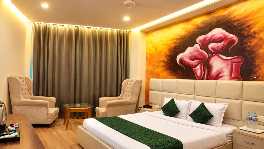 hotel devi grand