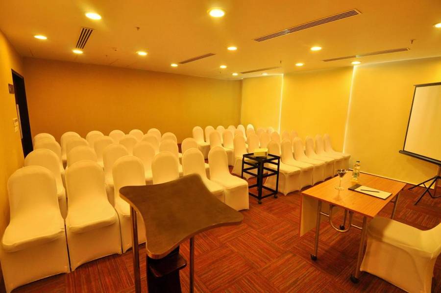 Keys Select Kochi - By Lemon Tree Hotels,Thevara,4 star