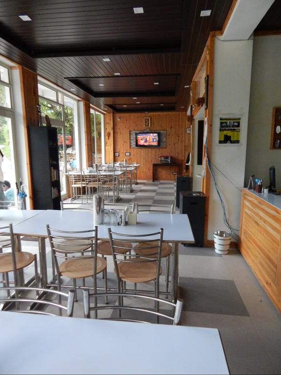 pangot himalayan view