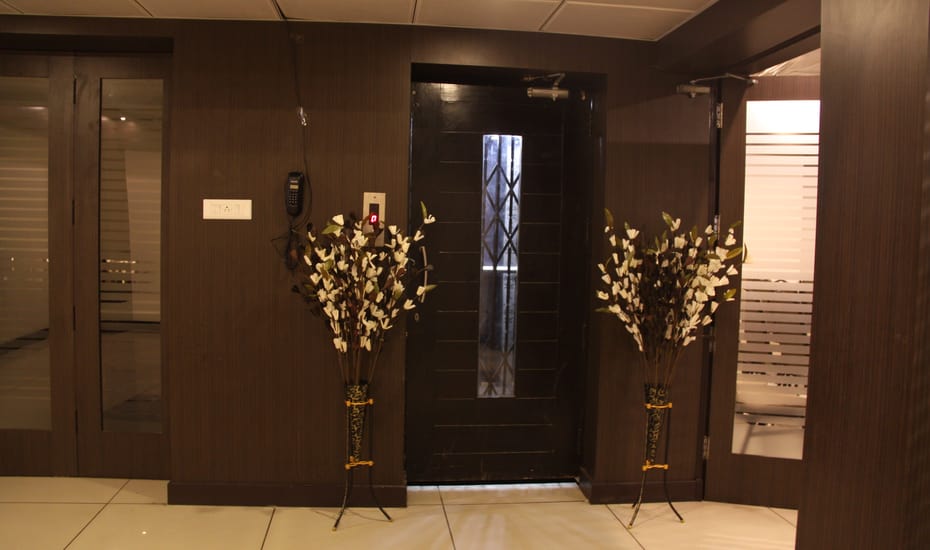 Anr Hotels,Charbagh, Lucknow,3 star