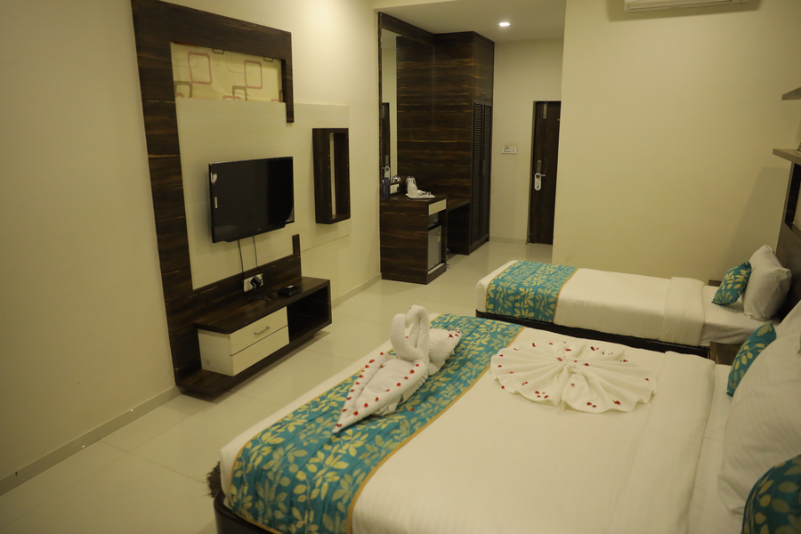 hotel shashinag residency