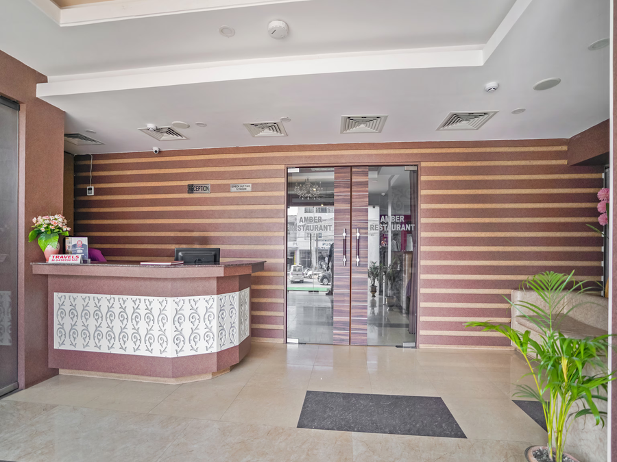 hotel sapphire plaza