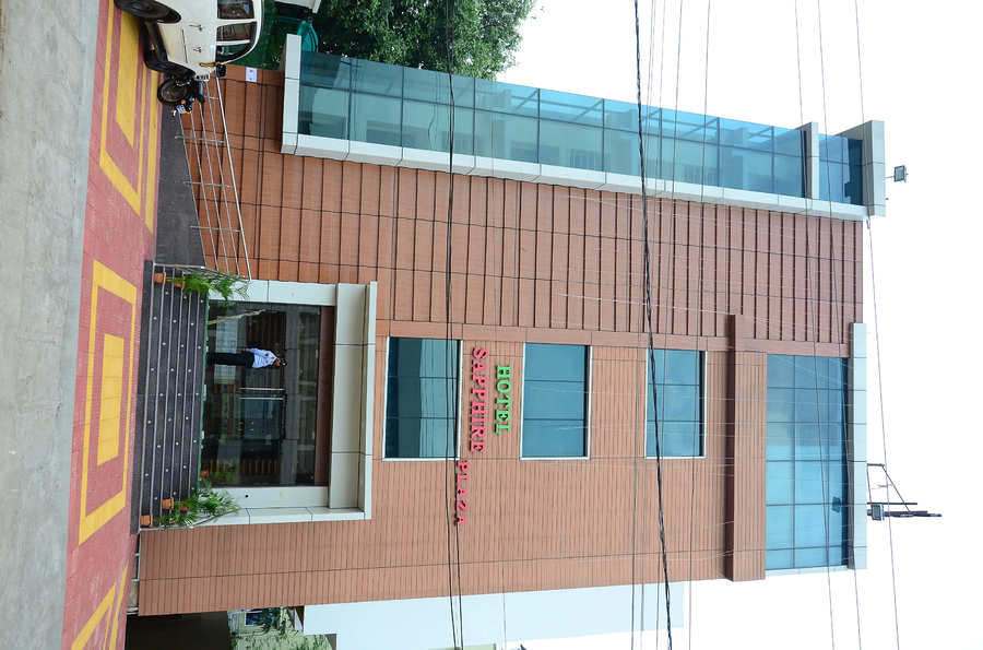 hotel sapphire plaza
