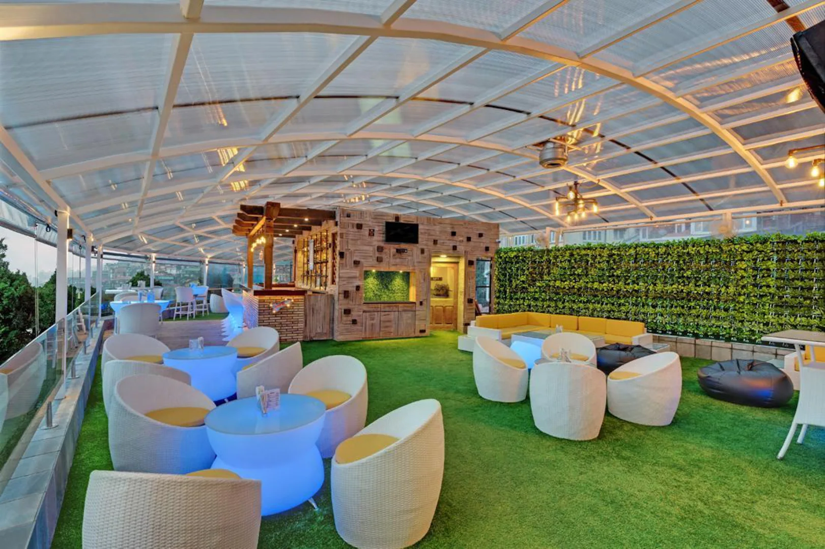 Hotel Combermere,The Mall Road,4 star