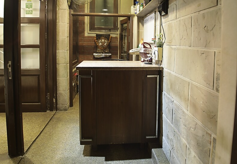 Redbrick Villa,Sushant Lok,3 star