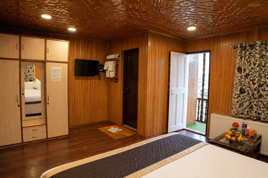 pine view resort gulmarg