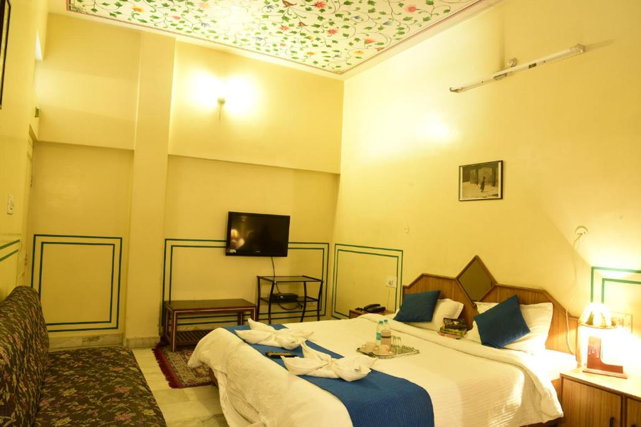 bani park hotel