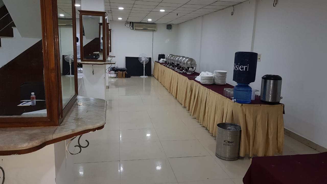 capital o 44526 hotel tjs royale