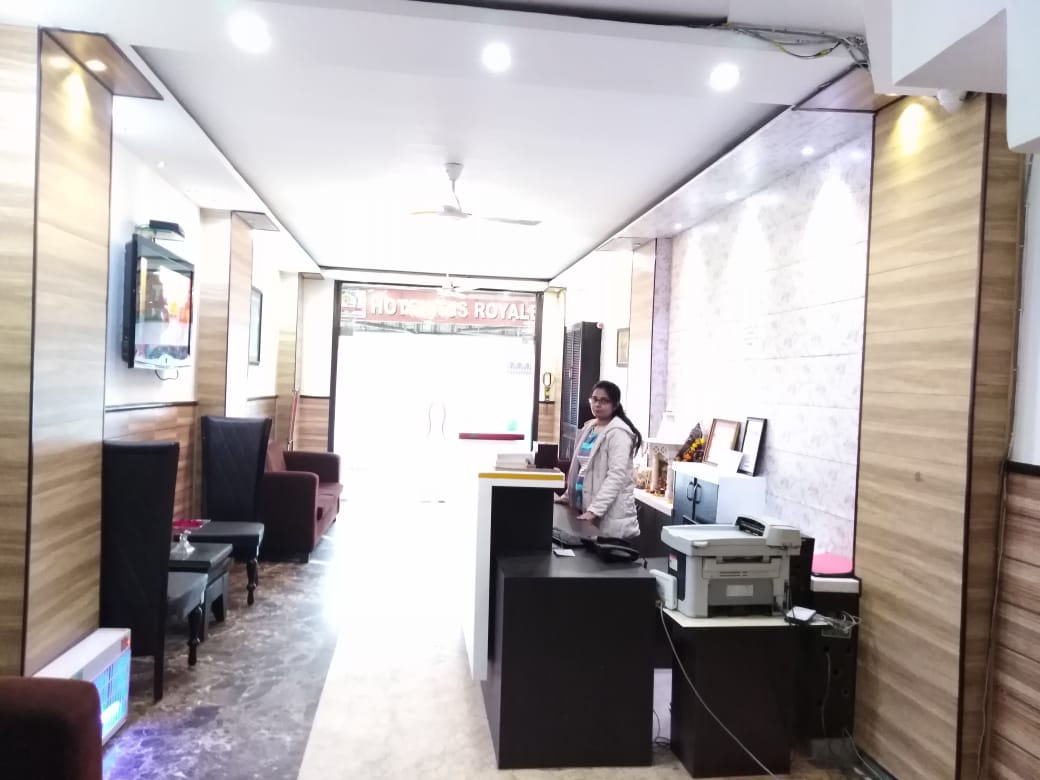 capital o 44526 hotel tjs royale