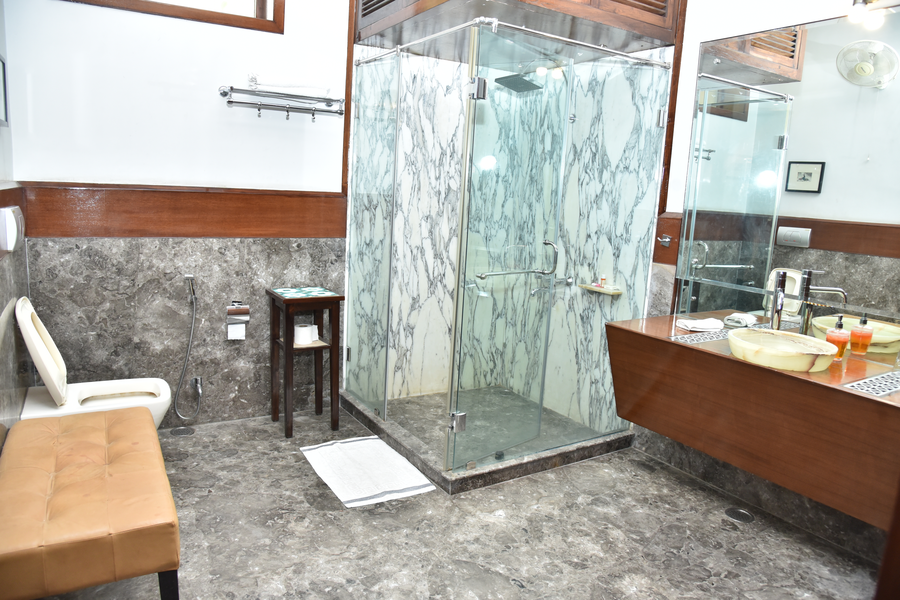 otara luxury home stay