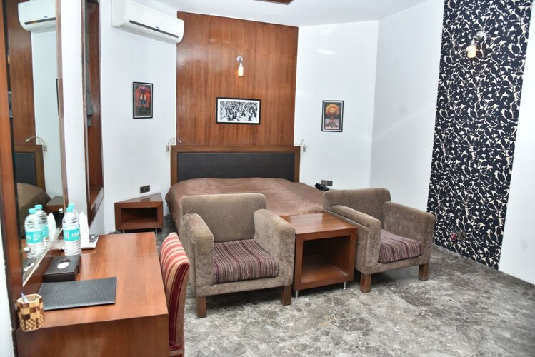 otara luxury home stay