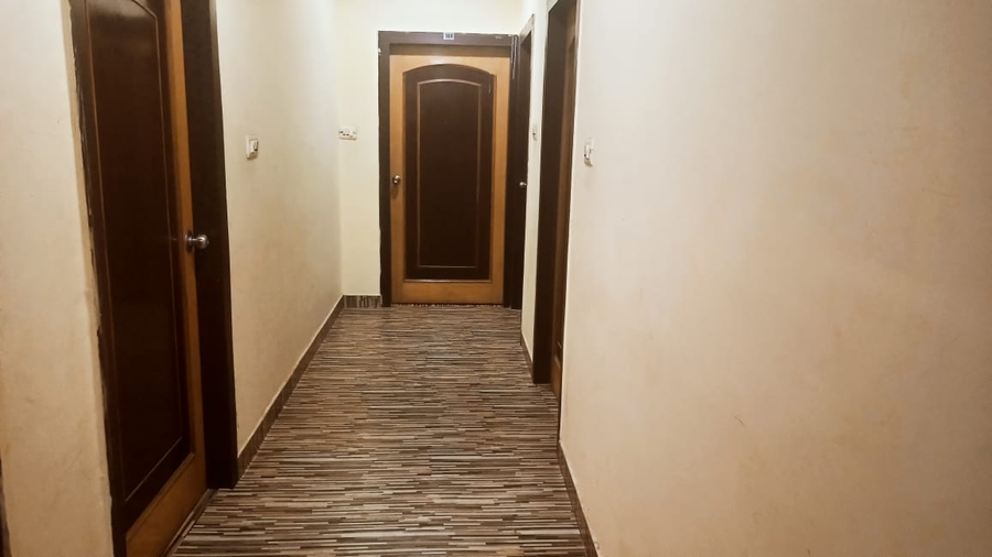 Hotel Darbar International,Station Rd, Opp. Shiv Mandir, Gol Bagicha, Gaya, Bihar 823001,3 star