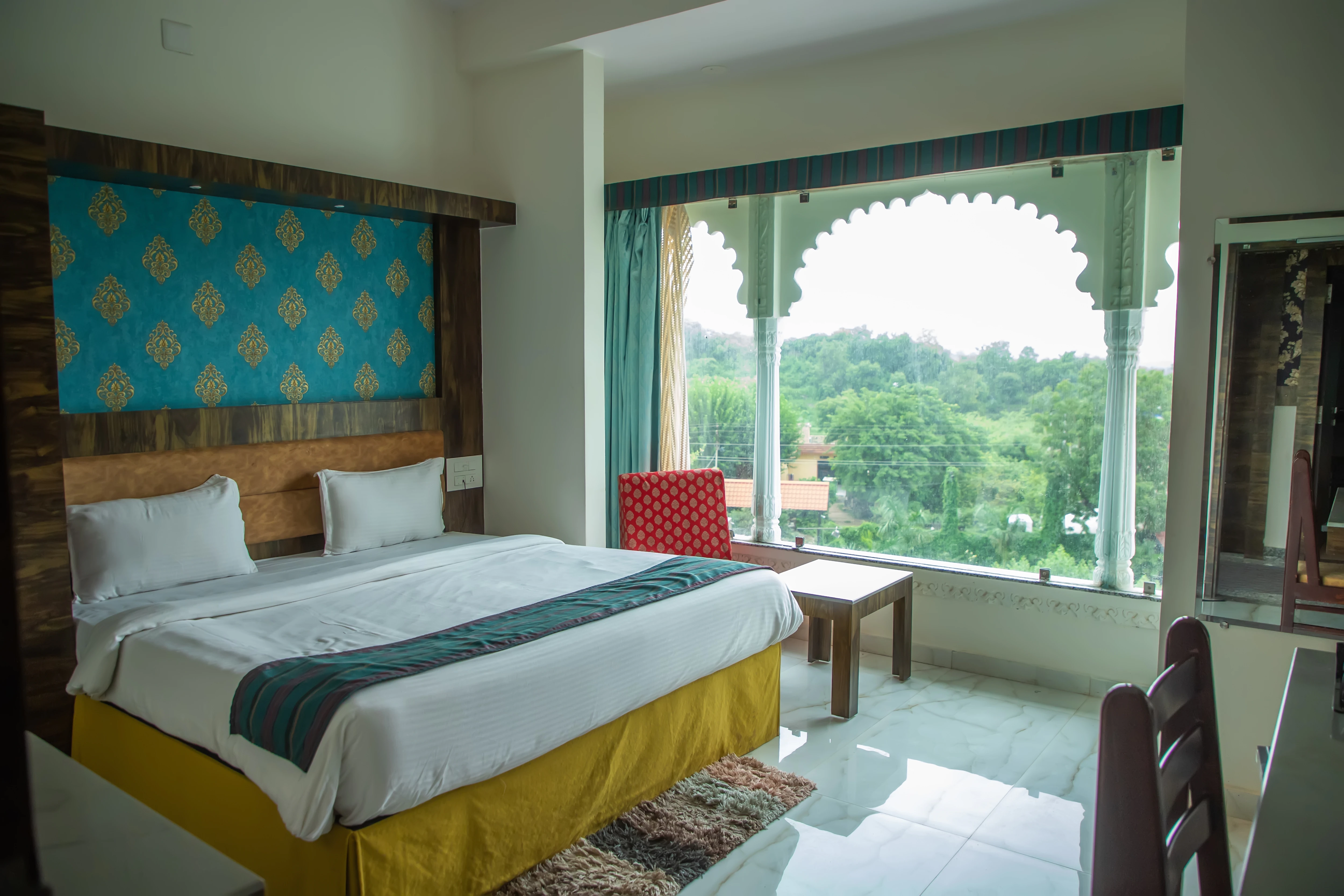 hotel vedic vista udaipur 4 km from lake pichola