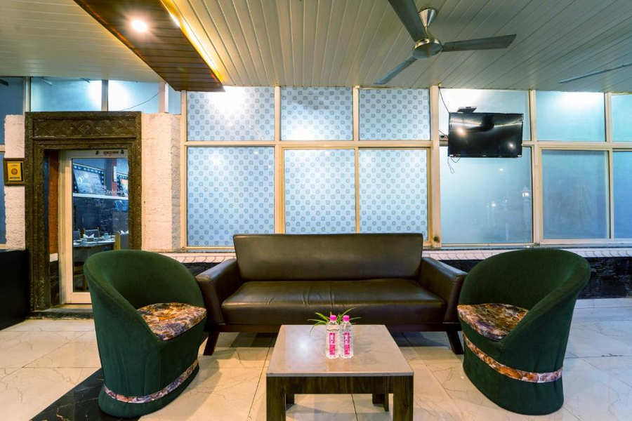 hotel vedic vista udaipur 4 km from lake pichola