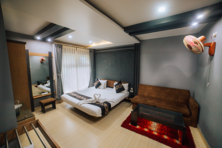the amarjeet hotel