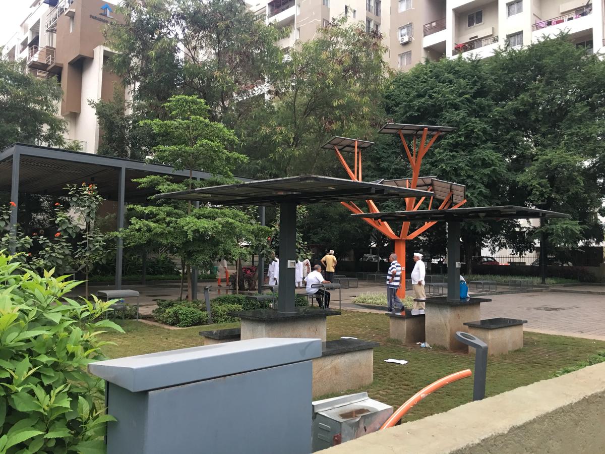 Ema Homestay,Maharashtra>>Pune,2 star