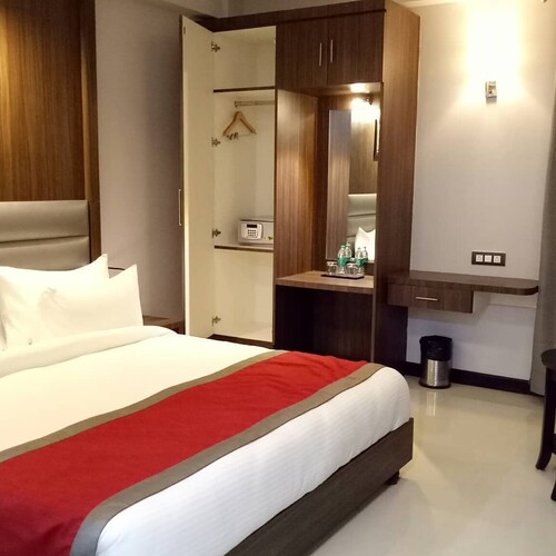 amrapali residency