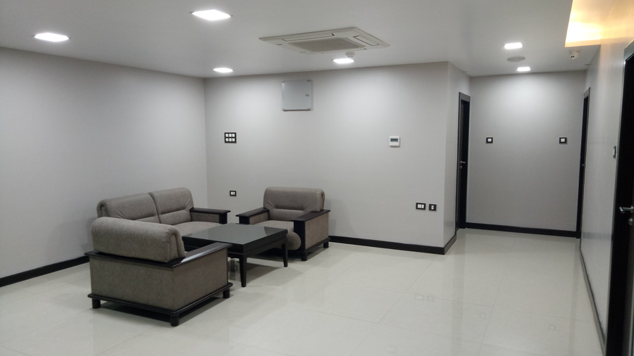 Amrapali Residency,Kidwaipuri,3 star