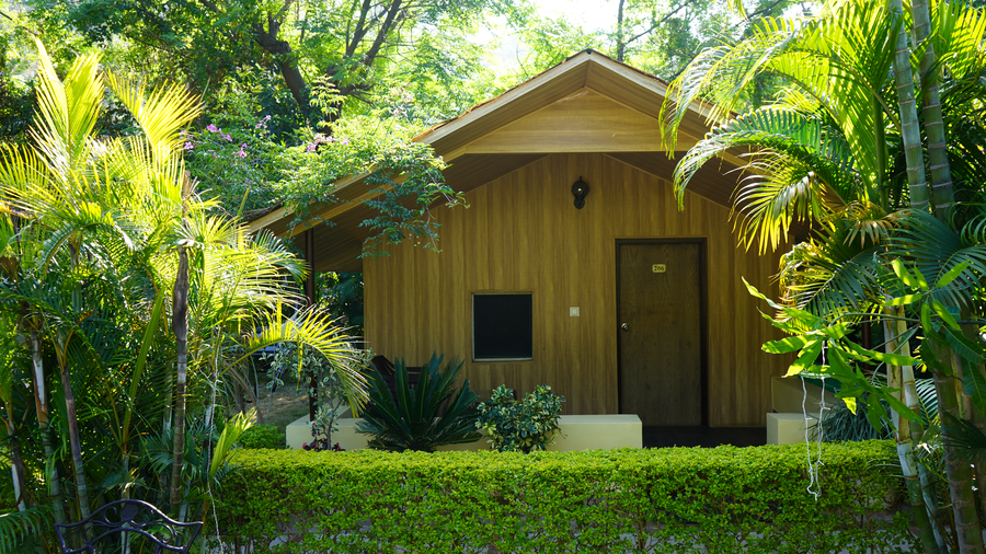 hill n you a boutique garden resort