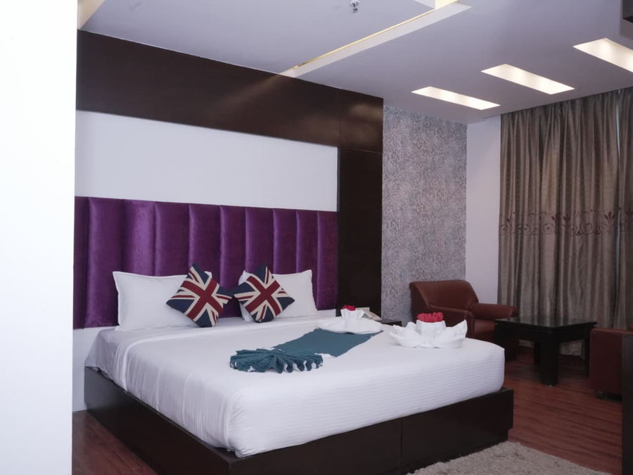 hotel airport park blue by rmr hotels