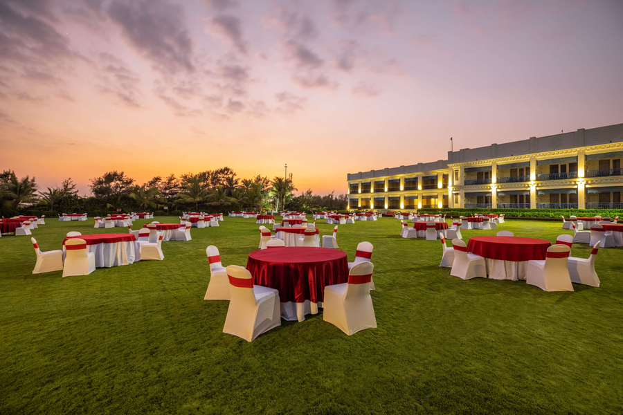 mayfair palm beach resort