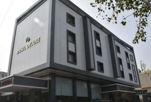 Rahul Deluxe,India>>Nagpur,3 star