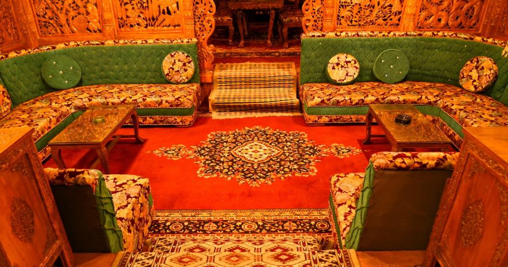 De Laila Houseboats By Sterling,Dal Lake,3 star