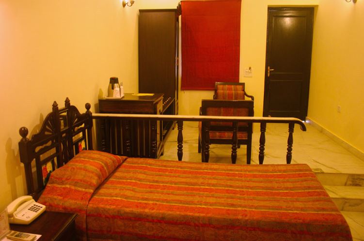 hotel heritage inn